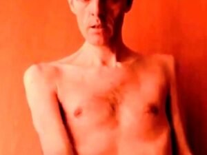 British Freddie Sunfields undressing for Lady S